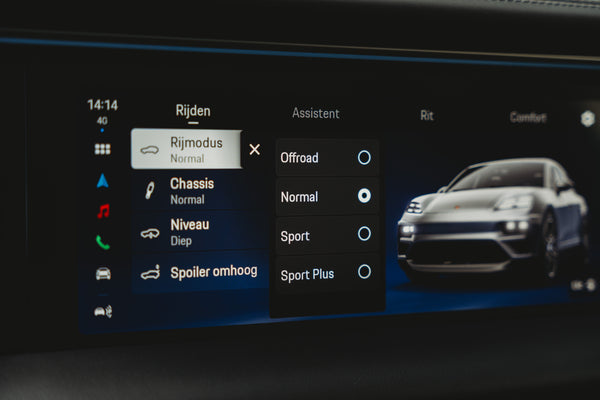 Porsche Macan 4 Electric 100kw/h