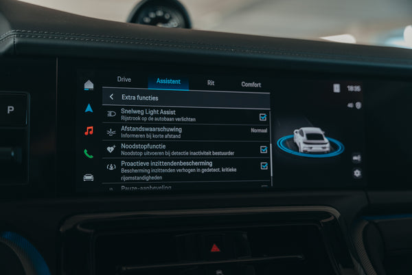 NEW Porsche Panamera 4E-hybrid