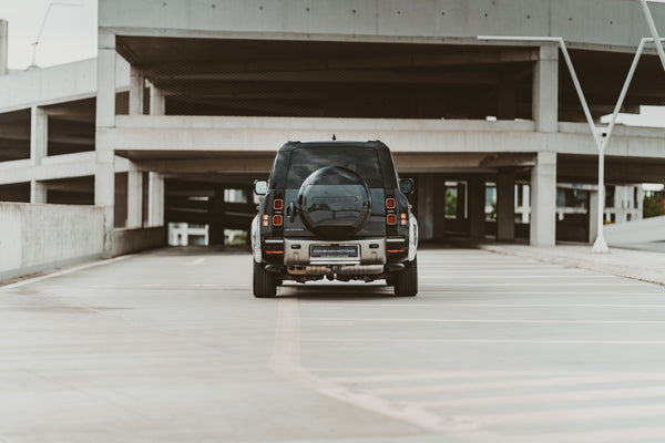 Land Rover Defender 130 D300 SE X-dynamic met 8 zitplaatsen!