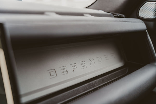 Land Rover Defender 130 D300 SE X-dynamic met 8 zitplaatsen!