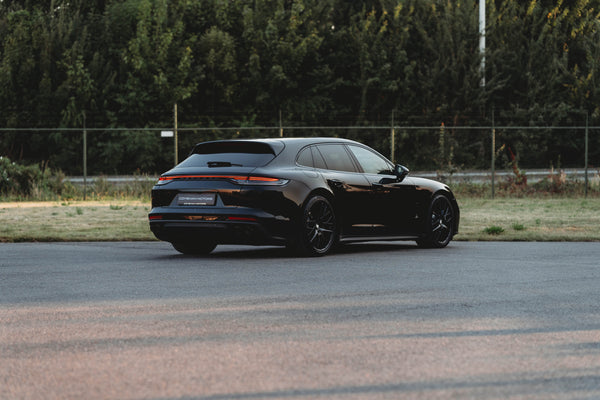 Porsche Panamera Sport Turismo 4 E-hybrid
