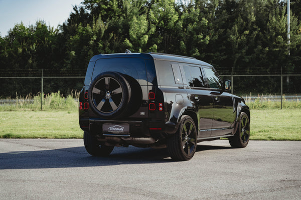 Land Rover Defender 110 D300