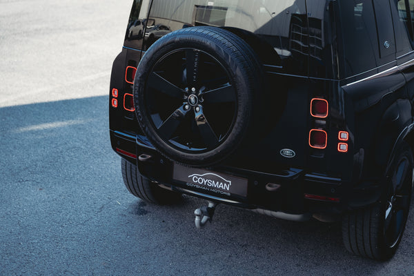 Land Rover Defender 110 D300