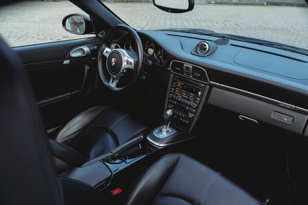 Porsche 997.2 Carrera 2 Black edition 3.6i PDK