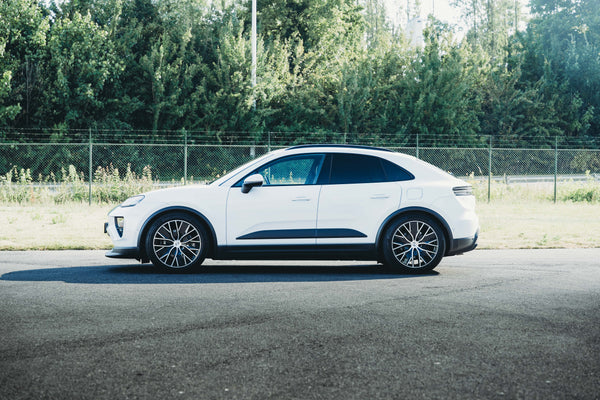 Porsche Macan Electric 100kw/h ICE grey metallic