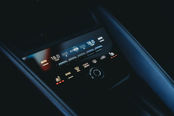 Porsche Macan Electric 100kw/h ICE grey metallic