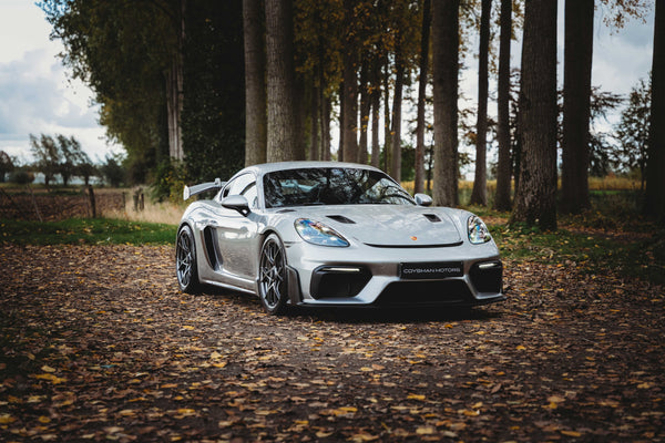 Porsche 718 Cayman GT4 RS
