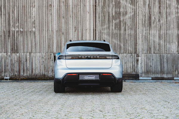 Porsche Macan 4 Electric 100kw/h Dolomite silver metallic