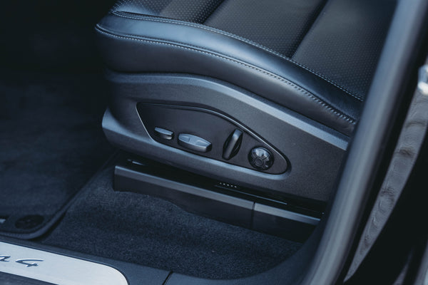 Porsche Macan 4 Electric 100kw/h 408pk
