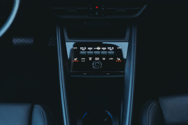 Porsche Macan 4 Electric 100kw/h 408pk