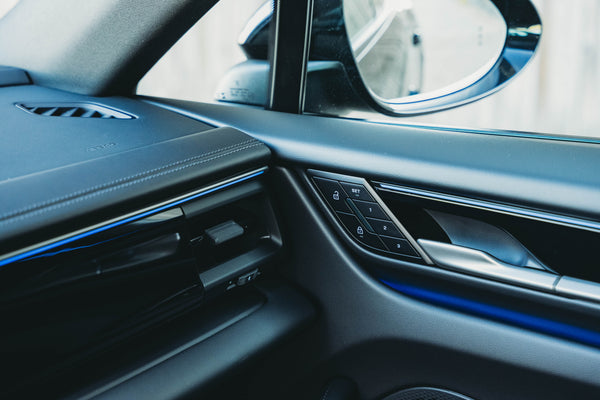Porsche Macan 4 Electric 100kw/h 408pk