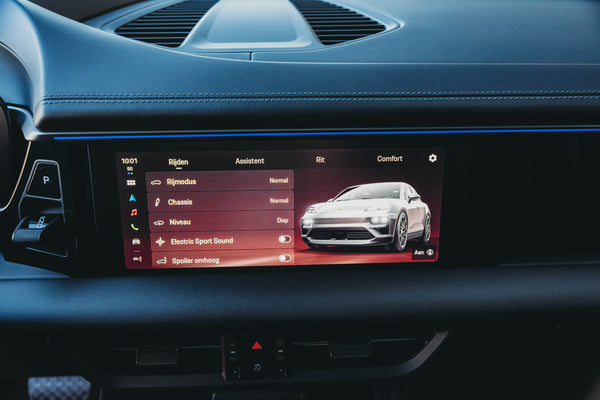 Porsche Macan 4 Electric 100kw/h 408pk