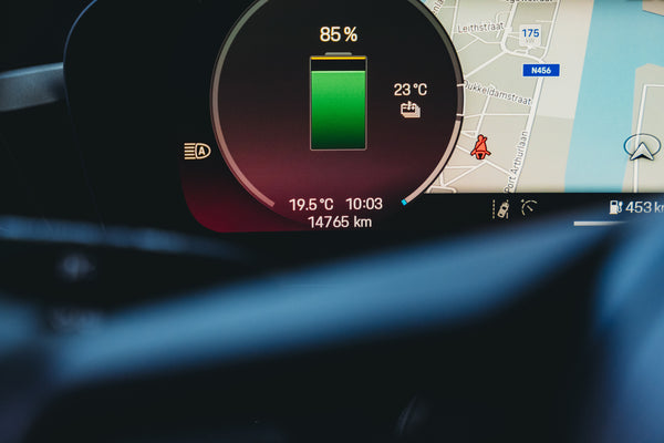 Porsche Macan 4 Electric 100kw/h 408pk