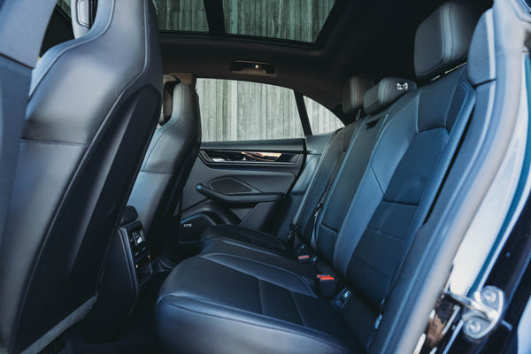 Porsche Macan 4 Electric 100kw/h 408pk