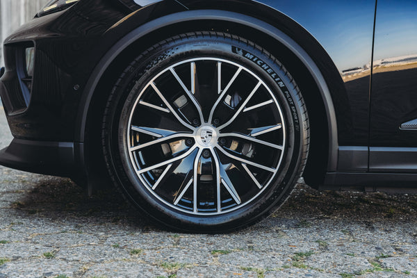 Porsche Macan 4 Electric 100kw/h 408pk