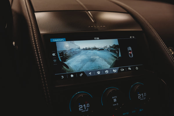 Jaguar F-Type P300 R-Dynamic