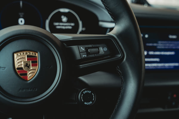 Porsche Macan 4 Electric 100kw/h 408pk