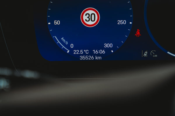 Porsche Macan 4 Electric 100kw/h 408pk