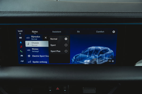 Porsche Macan 4 Electric 100kw/h 408pk