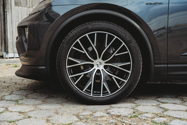 Porsche Macan 4 Electric 100kw/h 408pk
