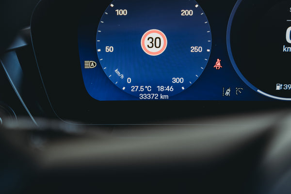 Porsche Macan 4 Electric 100kw/h Ice Grey