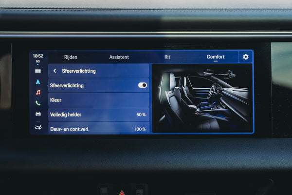 Porsche Macan 4 Electric 100kw/h Ice Grey