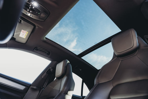 Porsche Macan 4 Electric 100kw/h Ice Grey