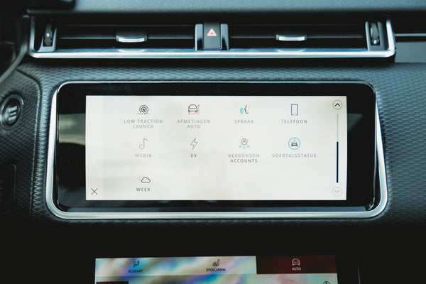 Range Rover Velar p400e SE plug in hybrid