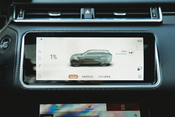 Range Rover Velar p400e SE plug in hybrid