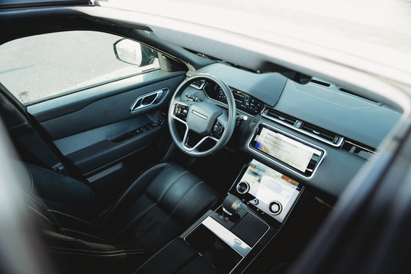 Range Rover Velar p400e SE plug in hybrid