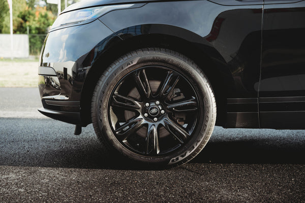 Range Rover Velar p400e SE plug in hybrid