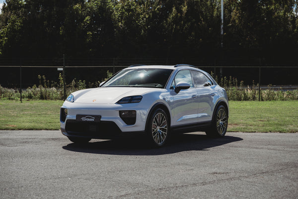 Porsche Macan 4S Electric 100kw/h ICE grey metallic