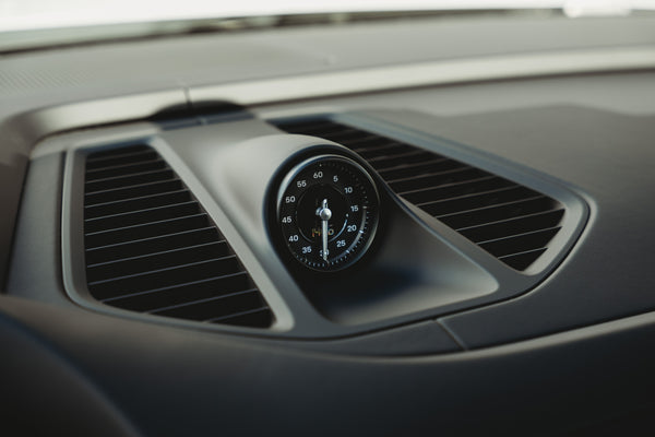 Porsche Macan 4S Electric 100kw/h ICE grey metallic