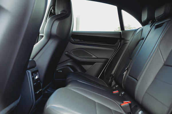 Porsche Macan 4S Electric 100kw/h ICE grey metallic