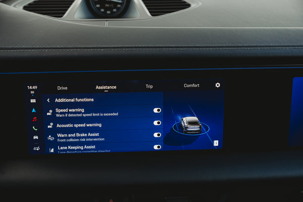 Porsche Macan 4S Electric 100kw/h ICE grey metallic