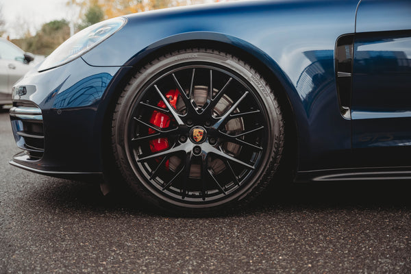 Porsche Panamera GTS 4.0 V8 bi-turbo