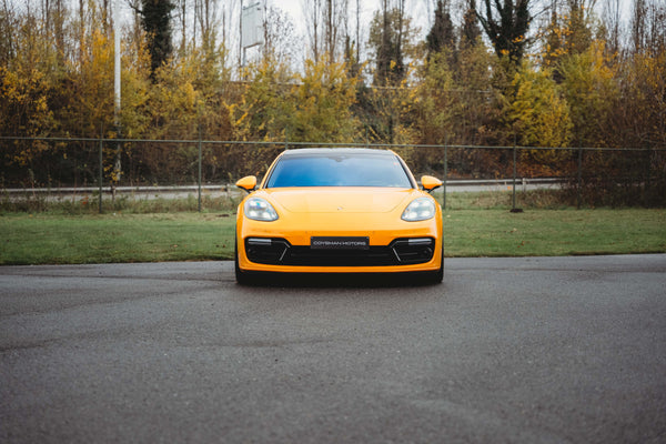 Porsche Panamera Turbo 4.0 V8 bi-turbo