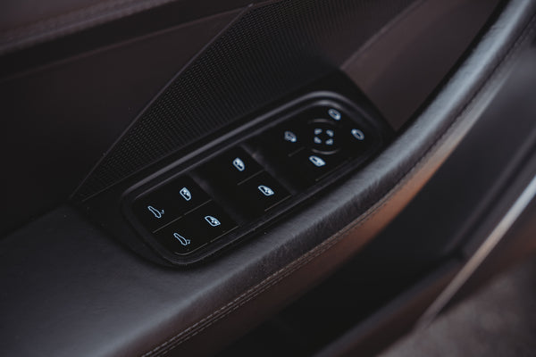 Porsche Panamera Turbo 4.0 V8 bi-turbo