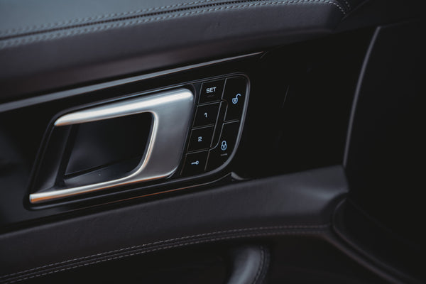 Porsche Panamera Turbo 4.0 V8 bi-turbo