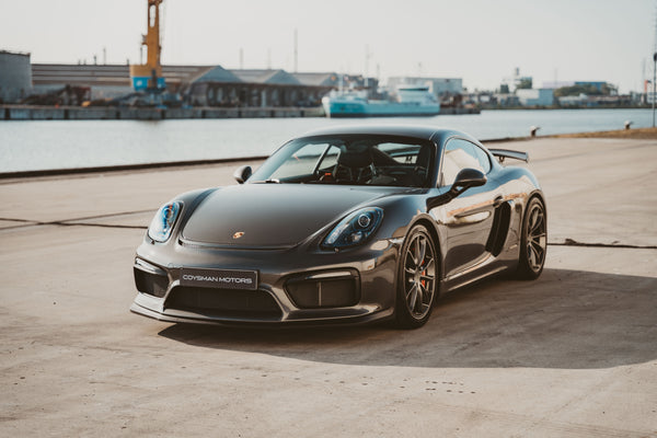 Porsche Cayman 981 GT4