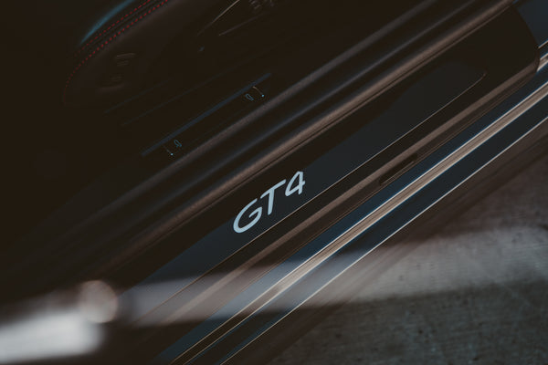 Porsche Cayman 981 GT4