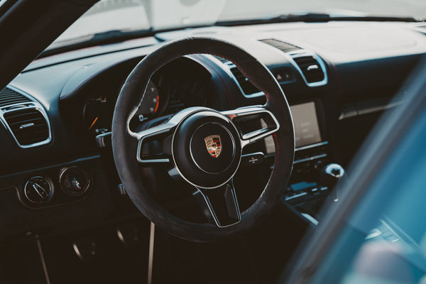Porsche Cayman 981 GT4