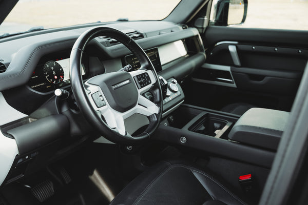 Land Rover Defender 110 D300 SE X-Dynamic