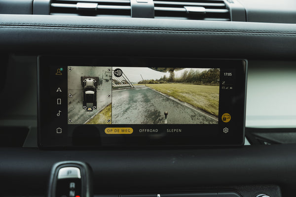 Land Rover Defender 110 D300 SE X-Dynamic