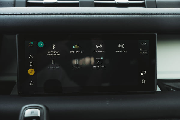 Land Rover Defender 110 D300 SE X-Dynamic