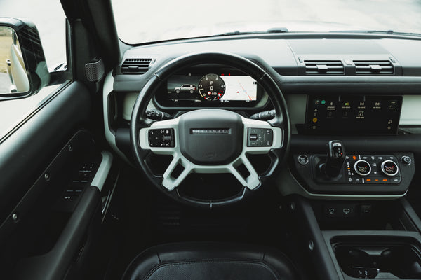 Land Rover Defender 110 D300 SE X-Dynamic