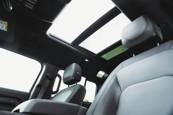 Land Rover Defender 110 D300 SE X-Dynamic
