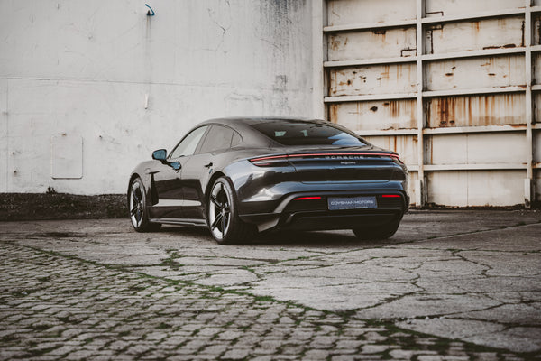 Porsche Taycan Facelift Performance+ 104,7 kwh