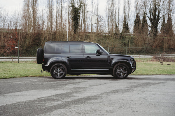 Land Rover Defender 110 P300 X-dynamic SE
