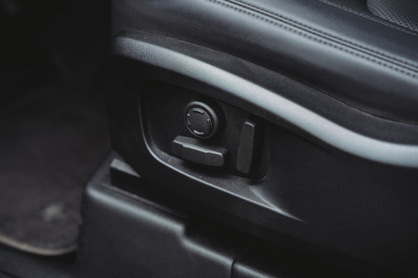 Land Rover Defender 110 P300 X-dynamic SE